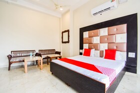 Uttam Residency by OYO Rooms