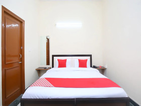 OYO 14326 Hotel D Plaza