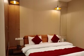 Collection O Hotel Dc Premium