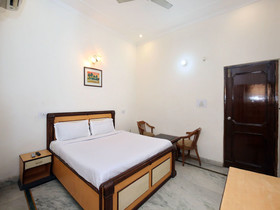 Gobind Regency By OYO Rooms