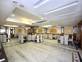 Gobind Regency By OYO Rooms