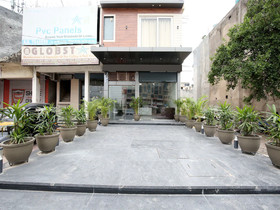 Hotel Clg Grand by OYO Rooms