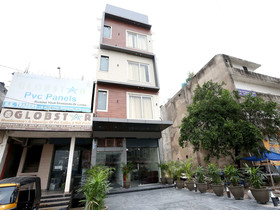 Hotel Clg Grand by OYO Rooms