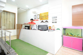 Hotel JJ Crown by OYO Rooms