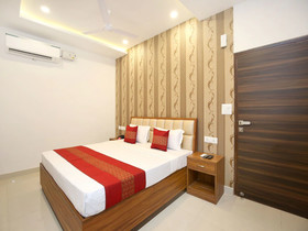 Hotel Pearl Wood By OYO Rooms