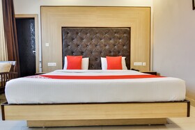Hotel Purple Residency by OYO Rooms