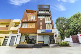 Hotel The Diamond by FabHotels