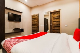 Hotel Z by OYO Rooms