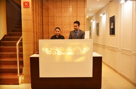 Mint Hotel Premia