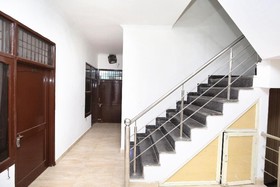 Saini Guest House by OYO Rooms