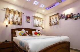 Shaleen Elegance Homestay