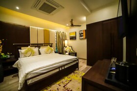 Aura - A Boutique Hotel