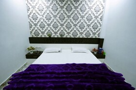 Hotel Alishaan