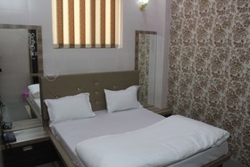 Hotel Bajaj Lake Palace