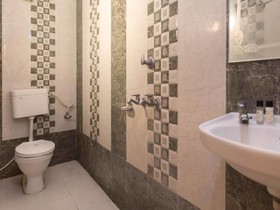 OYO Rooms Dargah Bazar