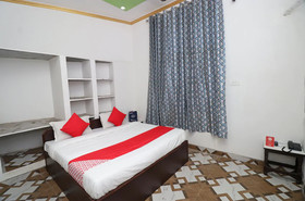 Hotel 4 U By OYO Rooms