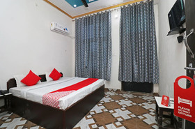 Hotel 4 U By OYO Rooms
