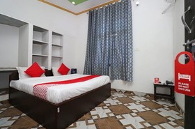Hotel 4 U By OYO Rooms