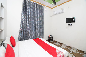 Hotel 4 U By OYO Rooms