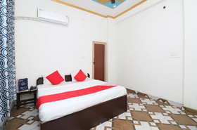 Hotel 4 U By OYO Rooms