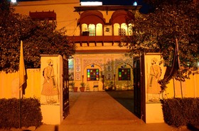 Hotel Burja Haveli