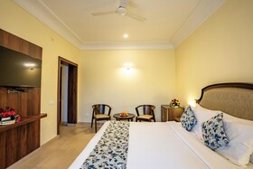 Justa Alwarbagh Resort & Convention Centre