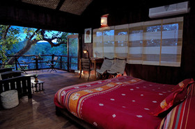 Pugdundee Safaris Tree House Hideaway