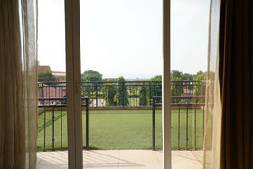 Hotel Clarks Inn Neemrana