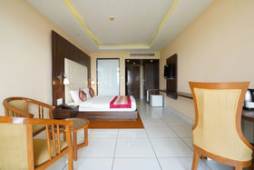 Hotel Clarks Inn Neemrana