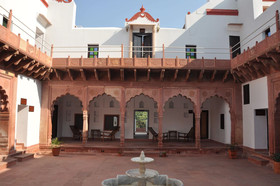 Amritara Chandra Mahal Haveli