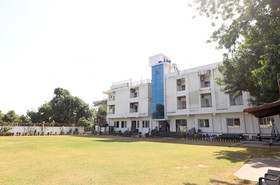 Maha Nandini Resort by OYO Rooms