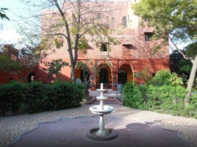 Hotel Bhairon Vilas