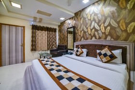 Hotel Bharat Palace by OYO Rooms