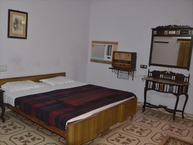 Hotel Kishan Palace