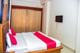 Hotel Metro Palace By OYO Rooms