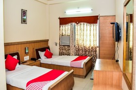 Hotel Metro Palace By OYO Rooms