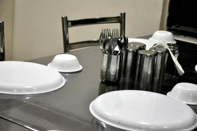 Hotel Kirti Plaza