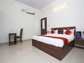 Aditya Hotel