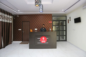 Aditya Hotel