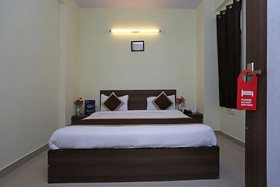 Aditya Hotel