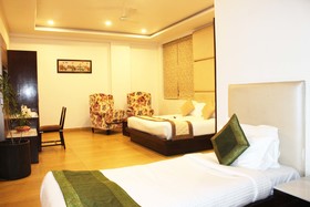TGI Apple Inn, Jaipur