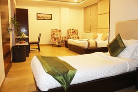 TGI Apple Inn, Jaipur