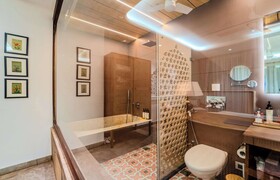 Artisav House