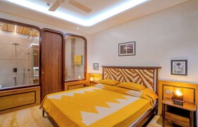 Artisav House
