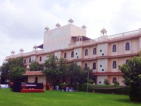 Best Western Plus Heritage Village