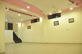 OYO 11754 Hotel Classic 7