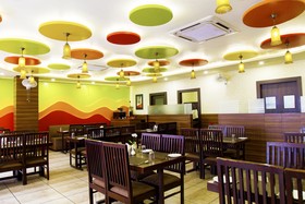 FabHotel Padmavati Palace Mansarovar