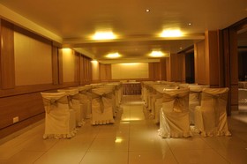 OYO Townhouse O75309 Hotel Royal Cm