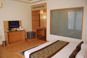 OYO Townhouse O75309 Hotel Royal Cm