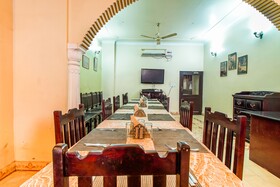 FabHotel Utsav Niwas